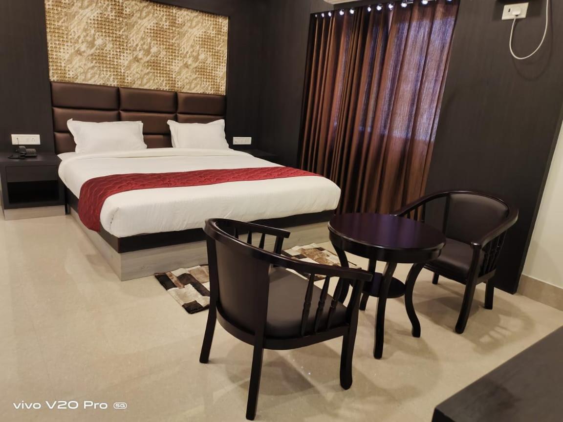 The Northern Lights Hotel Port Blair Bagian luar foto