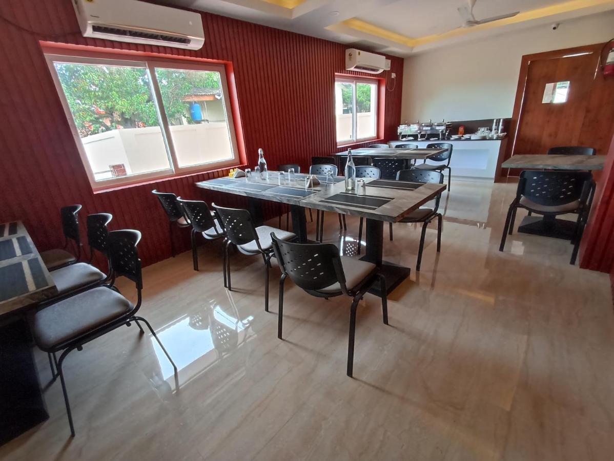 The Northern Lights Hotel Port Blair Bagian luar foto