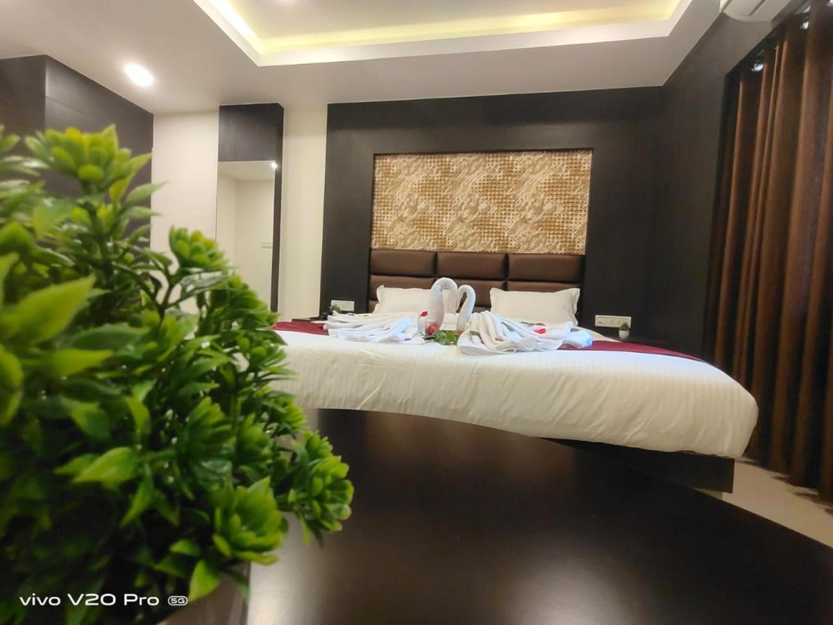 The Northern Lights Hotel Port Blair Bagian luar foto